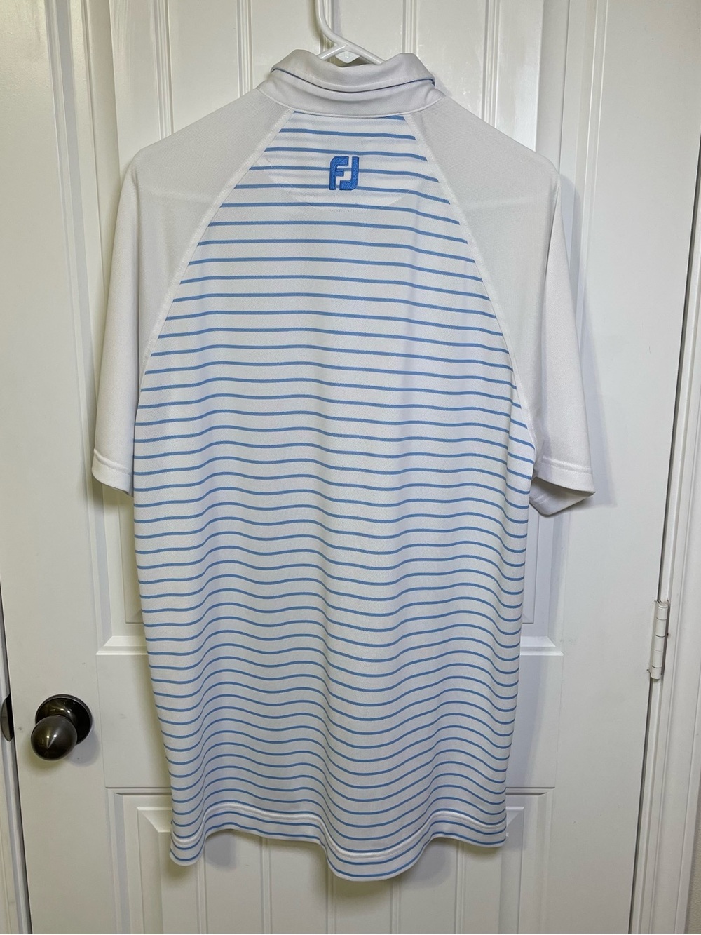 FootJoy White Men's Large Performance Golf Polo with Blue Stripe Back Stretch
